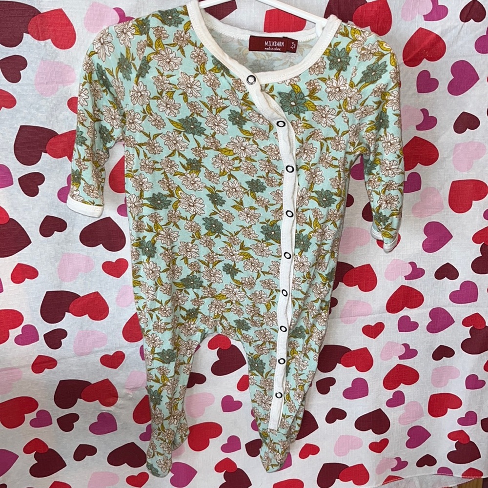 *Milkbarn 3-6 month snap footie, Blue Floral design